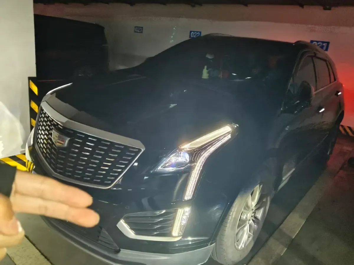 2020 Cadillac XT5 2.0T 241HP L4 9AT,autocango,china used car exporter,china ev exporter,chinese used car exporter,chinese used ev exporter