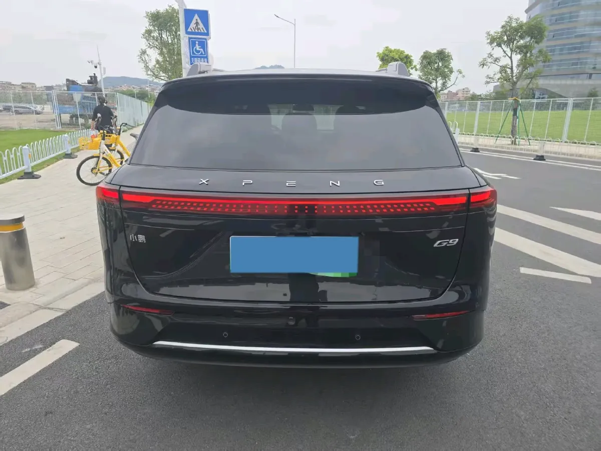 2024 Xpeng G9 BEV 78.2KWH,autocango,china used car exporter,china ev exporter,chinese used car exporter,chinese used ev exporter