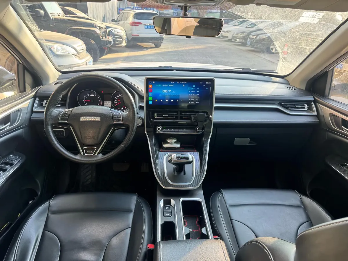 2021 Haval M6 1.5T 150HP L4 7DCT,autocango,china used car exporter,china ev exporter,chinese used car exporter,chinese used ev exporter