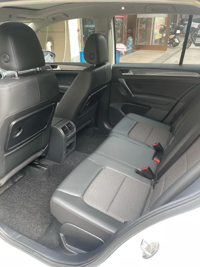 2018 Volkswagen Golf Sportsvan 1.4T 131HP L4 7DCT,autocango,china used car exporter,china ev exporter,chinese used car exporter,chinese used ev exporter