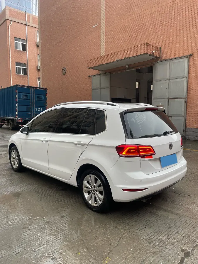 2018 Volkswagen Golf Sportsvan 1.4T 131HP L4 7DCT,autocango,china used car exporter,china ev exporter,chinese used car exporter,chinese used ev exporter