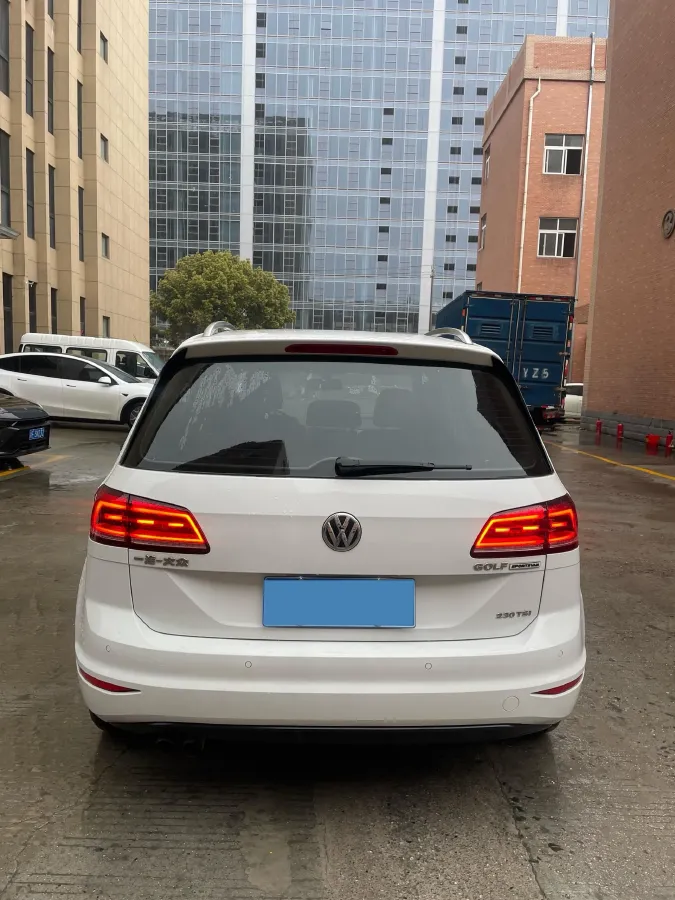 2018 Volkswagen Golf Sportsvan 1.4T 131HP L4 7DCT,autocango,china used car exporter,china ev exporter,chinese used car exporter,chinese used ev exporter