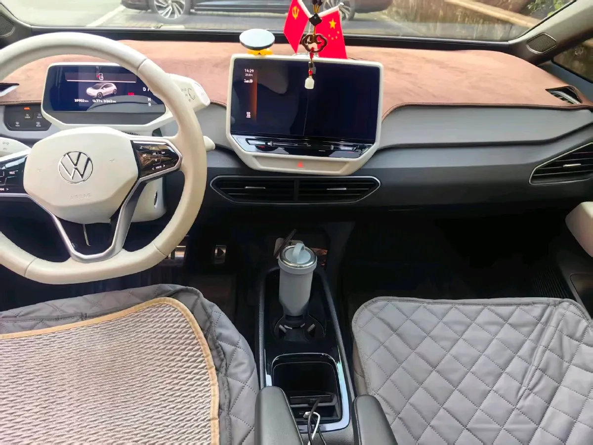 2023 Volkswagen ID.3 BEV 52.8KWH,autocango,china used car exporter,china ev exporter,chinese used car exporter,chinese used ev exporter