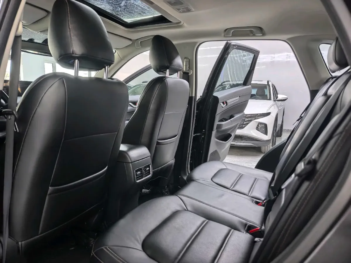 2022 Hyundai Tucson 2.0L 150HP L4 6AT Hybrid,autocango,china used car exporter,china ev exporter,chinese used car exporter,chinese used ev exporter