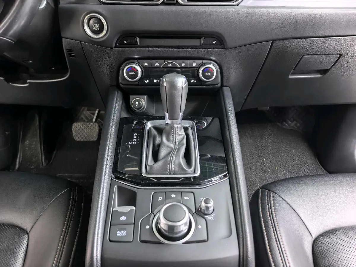 2022 Hyundai Tucson 2.0L 150HP L4 6AT Hybrid,autocango,china used car exporter,china ev exporter,chinese used car exporter,chinese used ev exporter