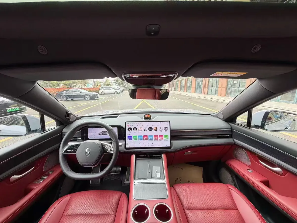 2025 AITO AITO M5 1.5T 152HP L4 REEV 42KWH,autocango,china used car exporter,china ev exporter,chinese used car exporter,chinese used ev exporter