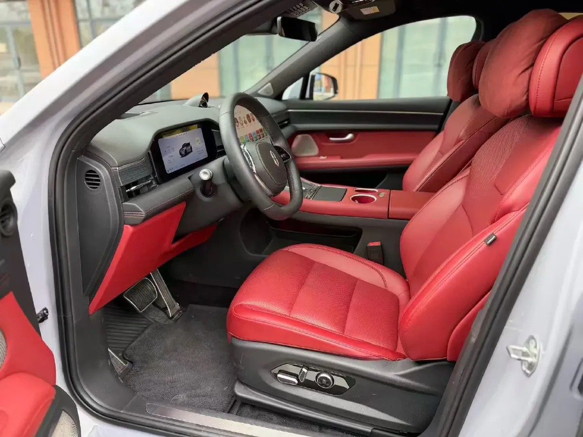 2025 AITO AITO M5 1.5T 152HP L4 REEV 42KWH,autocango,china used car exporter,china ev exporter,chinese used car exporter,chinese used ev exporter