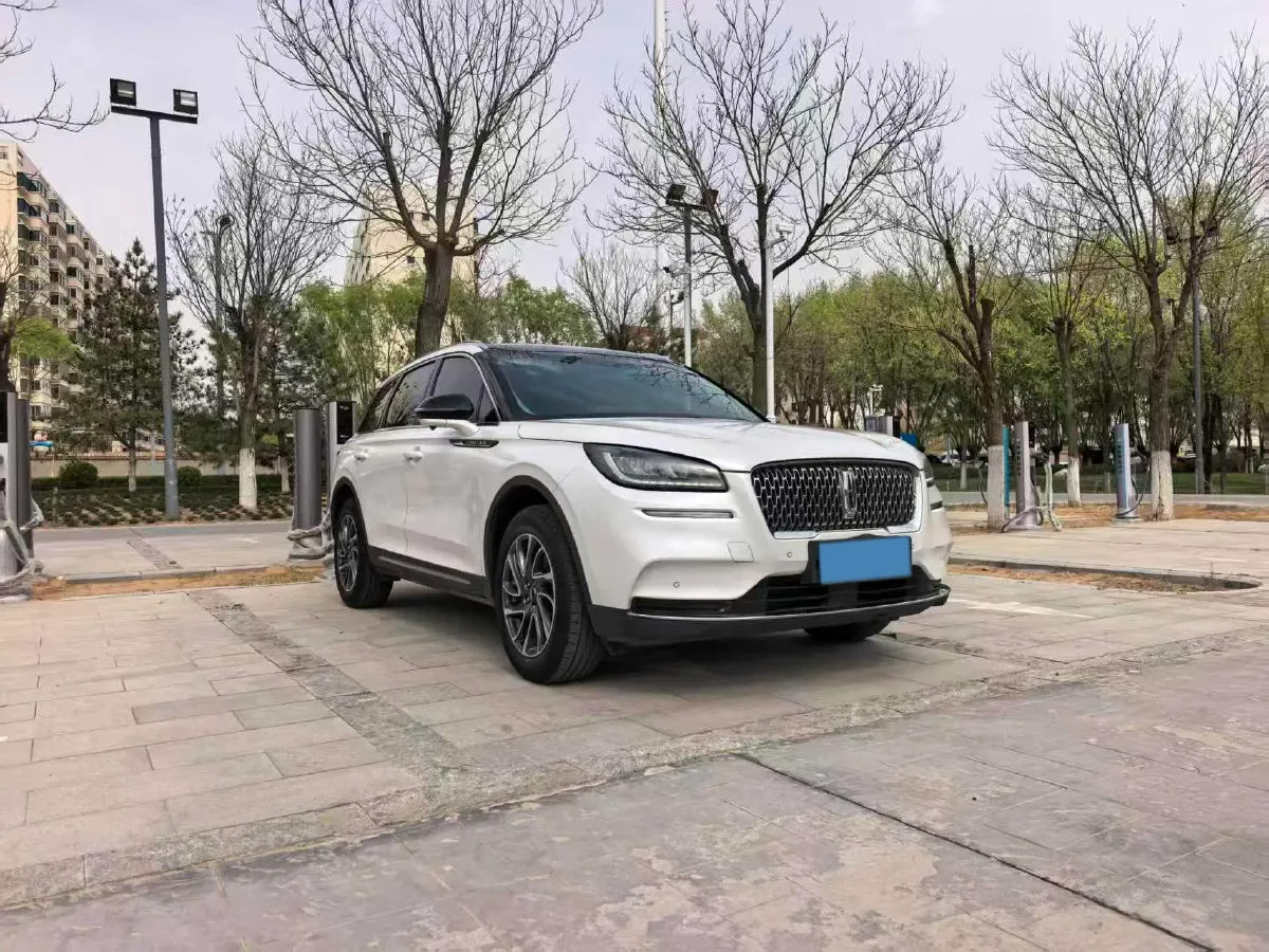 2022 Lincoln Corsair 2.0T 245HP L4 8AT,autocango,china used car exporter,china ev exporter,chinese used car exporter,chinese used ev exporter
