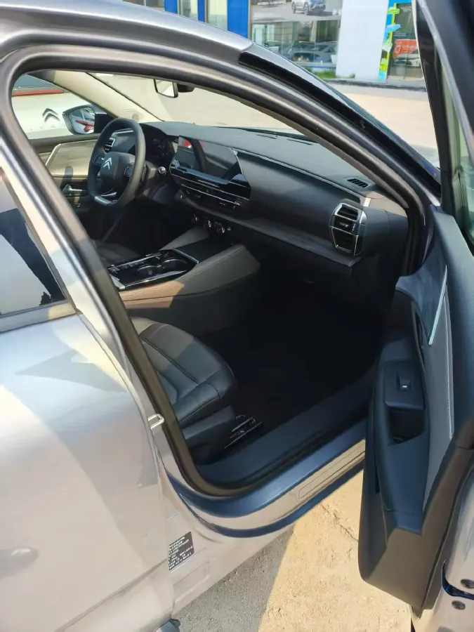 2026 Citroen C5 Aircross 1.6T 175HP L4 8AT,autocango,china used car exporter,china ev exporter,chinese used car exporter,chinese used ev exporter