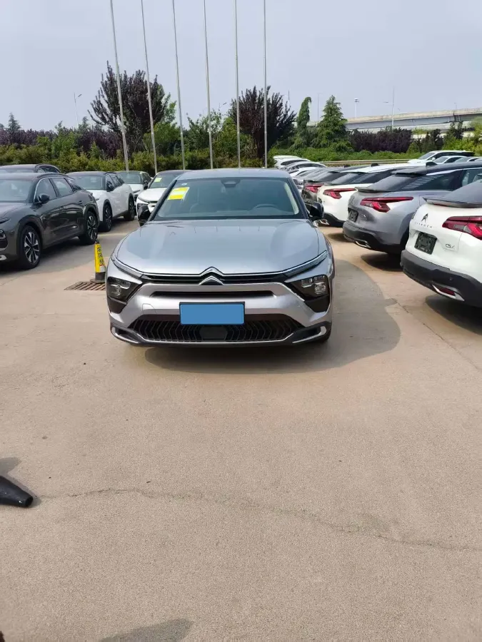 2026 Citroen C5 Aircross 1.6T 175HP L4 8AT,autocango,china used car exporter,china ev exporter,chinese used car exporter,chinese used ev exporter