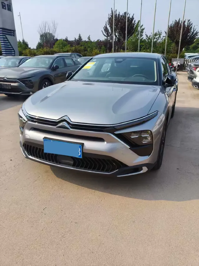 2026 Citroen C5 Aircross 1.6T 175HP L4 8AT,autocango,china used car exporter,china ev exporter,chinese used car exporter,chinese used ev exporter