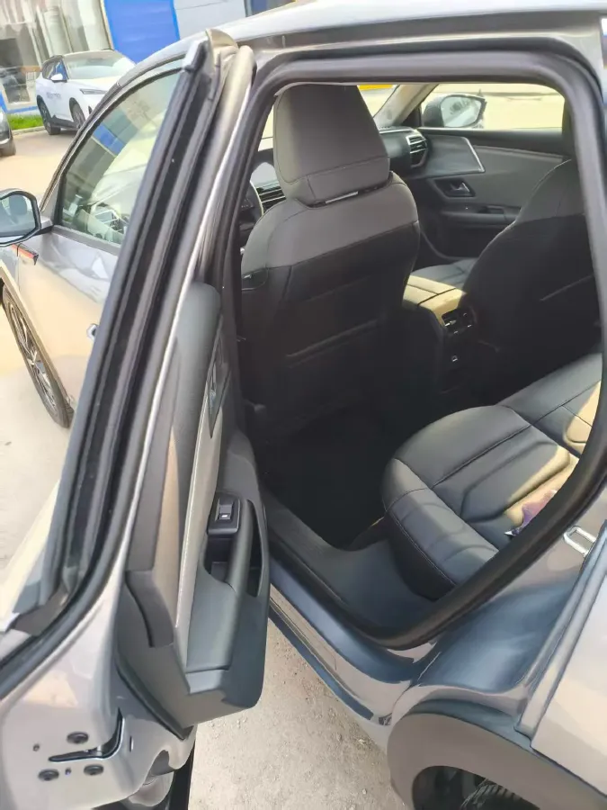 2026 Citroen C5 Aircross 1.6T 175HP L4 8AT,autocango,china used car exporter,china ev exporter,chinese used car exporter,chinese used ev exporter