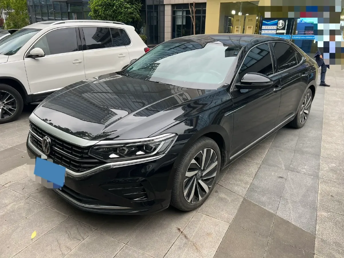 2024 Volkswagen Passat 2.0T 220HP L4 7DCT,autocango,china used car exporter,china ev exporter,chinese used car exporter,chinese used ev exporter