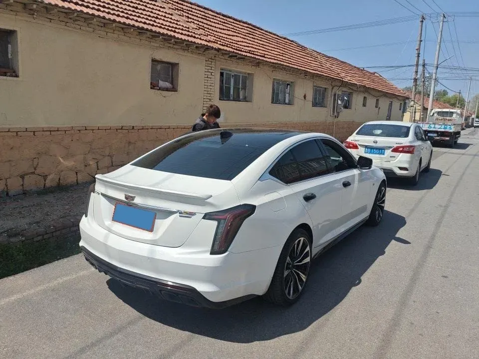 2023 Cadillac CT5 2.0T 237HP L4 10AT,autocango,china used car exporter,china ev exporter,chinese used car exporter,chinese used ev exporter