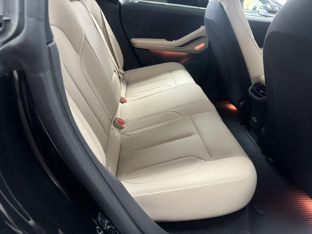 2024 NIO ET5T BEV 75KWH,autocango,china used car exporter,china ev exporter,chinese used car exporter,chinese used ev exporter