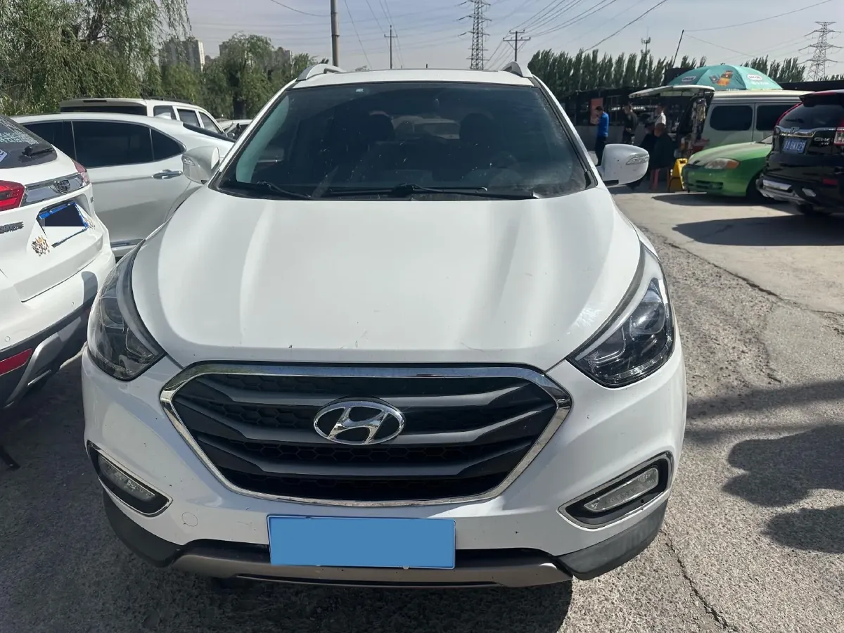 2015 Hyundai ix35 2.0L 165HP L4 6AT,autocango,china used car exporter,china ev exporter,chinese used car exporter,chinese used ev exporter