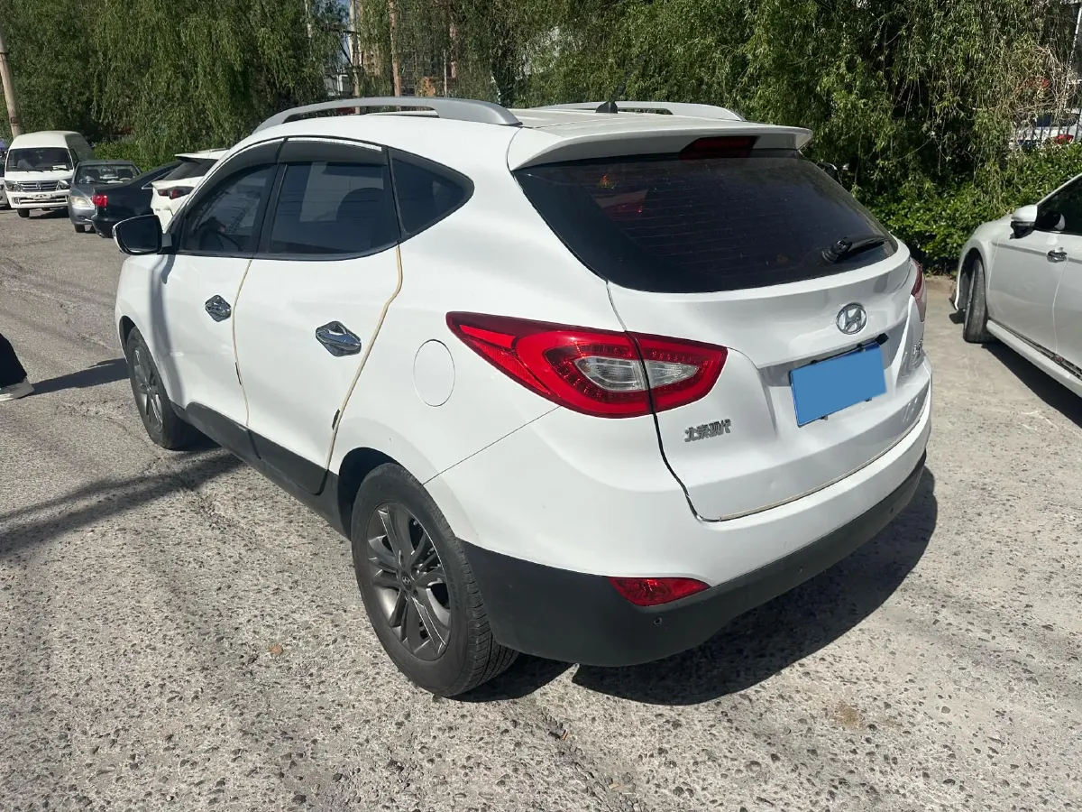 2015 Hyundai ix35 2.0L 165HP L4 6AT,autocango,china used car exporter,china ev exporter,chinese used car exporter,chinese used ev exporter