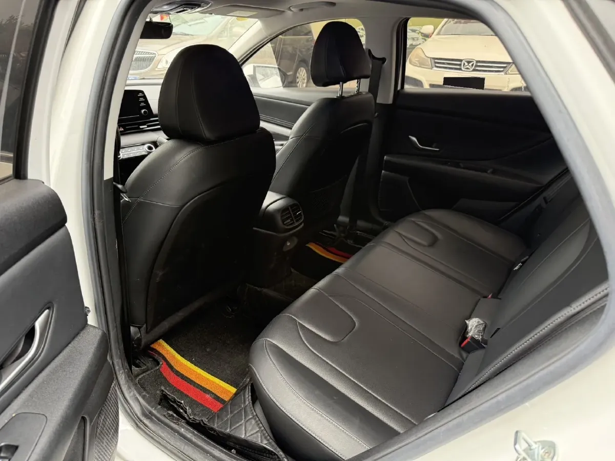 2022 Hyundai Elantra 1.5L 115HP L4 CVT,autocango,china used car exporter,china ev exporter,chinese used car exporter,chinese used ev exporter