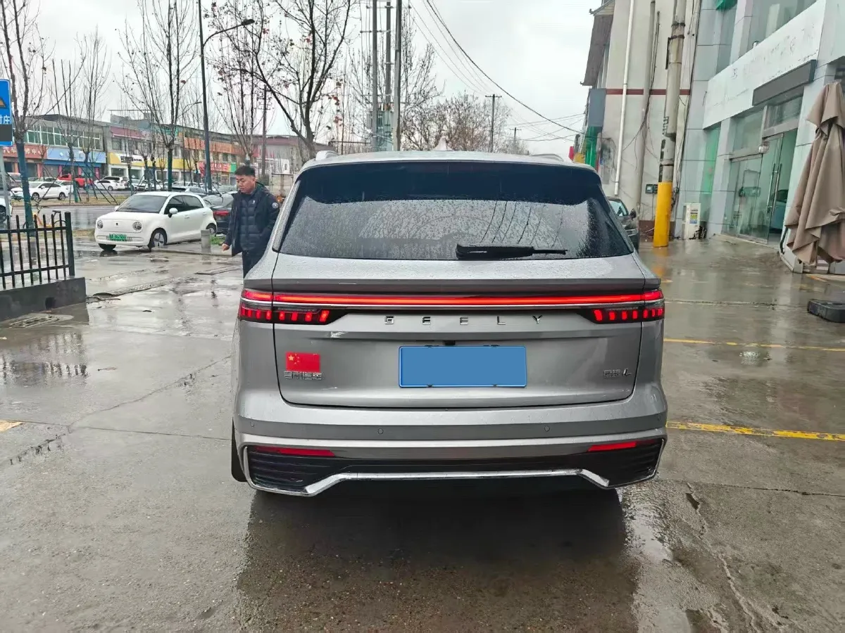 2025 Geely Monjaro 2.0T 238HP L4 8AT,autocango,china used car exporter,china ev exporter,chinese used car exporter,chinese used ev exporter