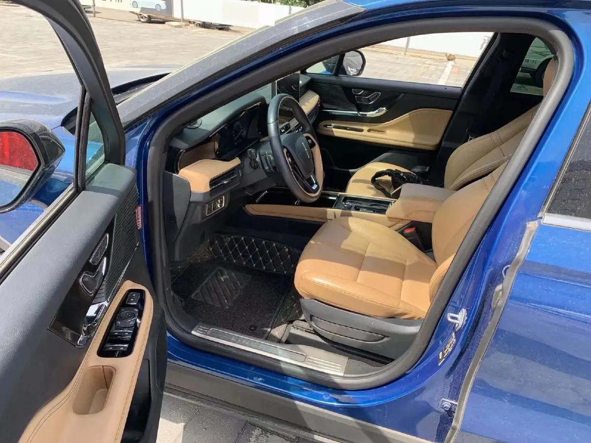 2020 Lincoln Corsair 2.0T 245HP L4 8AT,autocango,china used car exporter,china ev exporter,chinese used car exporter,chinese used ev exporter