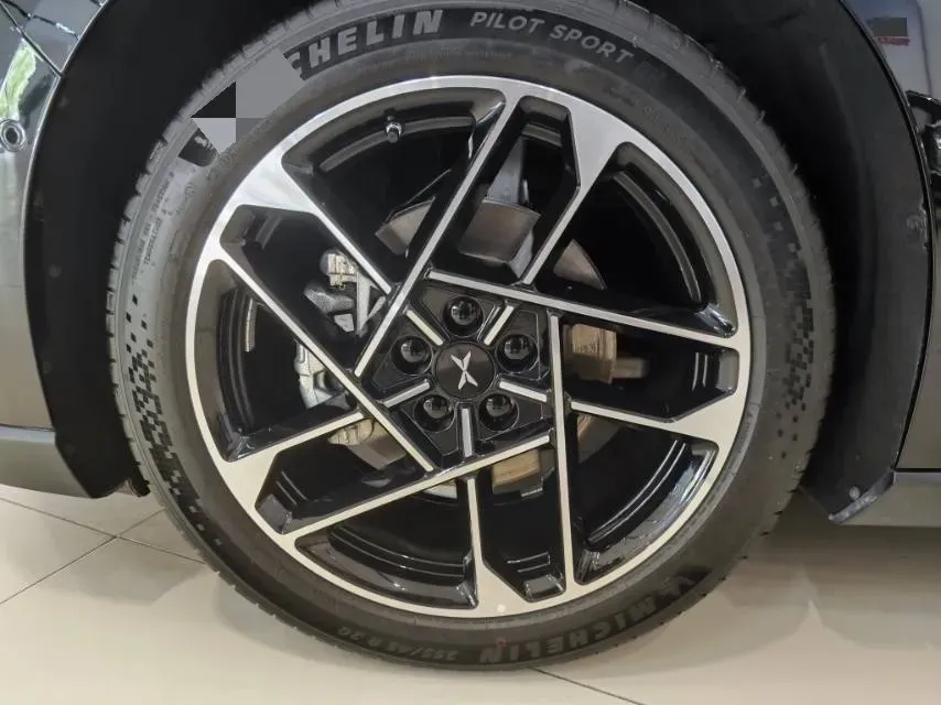 2024 Xpeng P7+ BEV 76.3KWH,autocango,china used car exporter,china ev exporter,chinese used car exporter,chinese used ev exporter