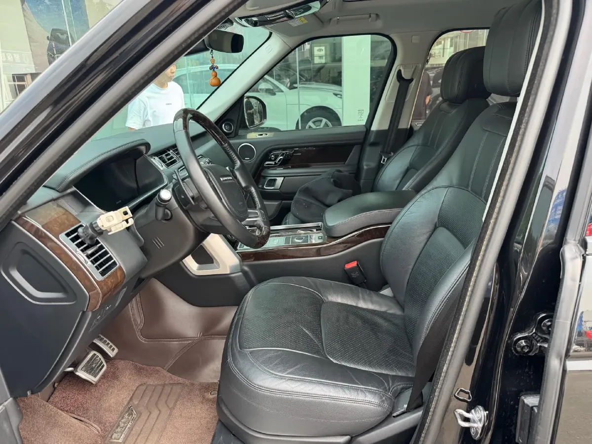 2021 Land Rover Range Rover 3.0T 360HP L6 8AT,autocango,china used car exporter,china ev exporter,chinese used car exporter,chinese used ev exporter