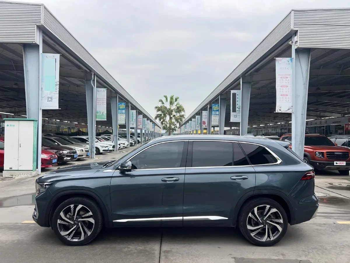 2021 Geely Monjaro 2.0T 218HP L4 7DCT,autocango,china used car exporter,china ev exporter,chinese used car exporter,chinese used ev exporter