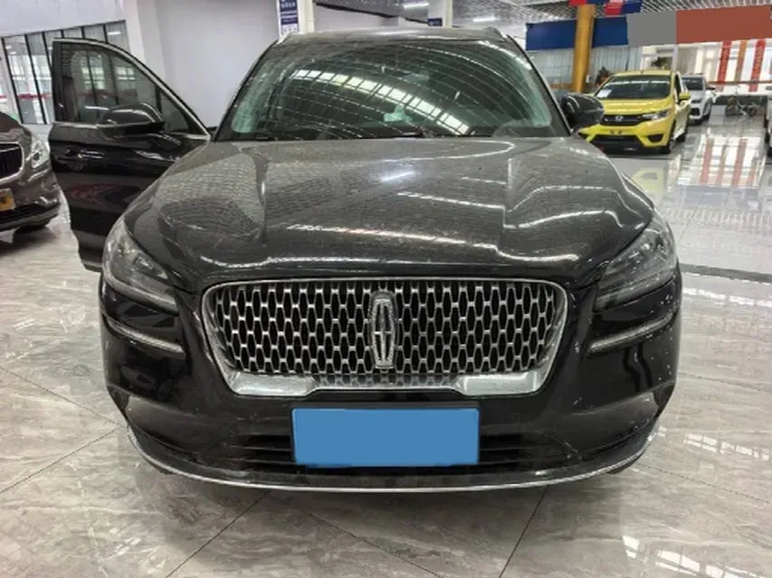 2021 Lincoln Corsair 2.0T 245HP L4 8AT,autocango,china used car exporter,china ev exporter,chinese used car exporter,chinese used ev exporter