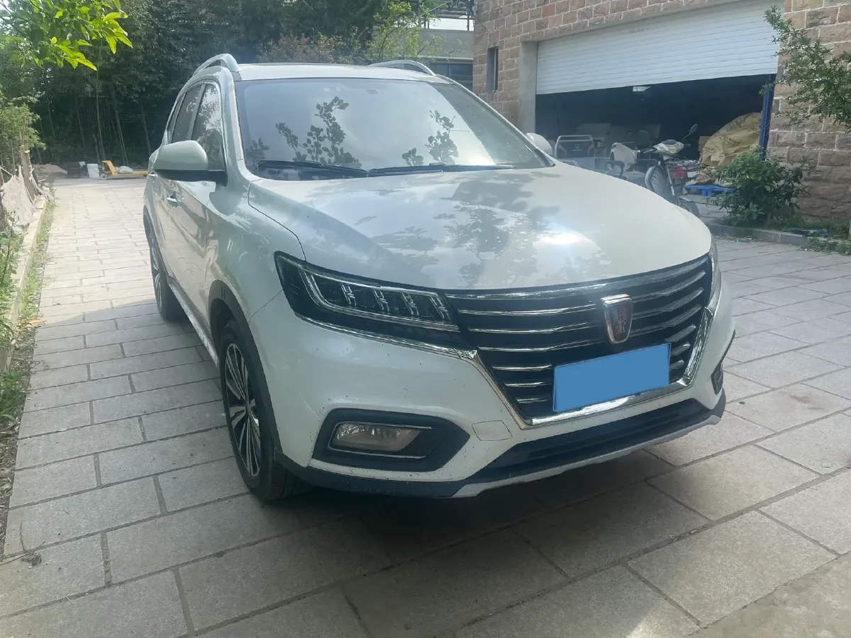 2020 Roewe i6 1.5T 169HP L4 7DCT,autocango,china used car exporter,china ev exporter,chinese used car exporter,chinese used ev exporter