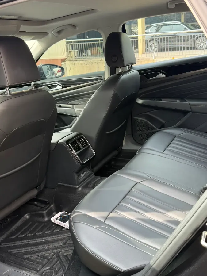 2019 Chevrolet Equinox 1.5T 180HP L4 6AT,autocango,china used car exporter,china ev exporter,chinese used car exporter,chinese used ev exporter