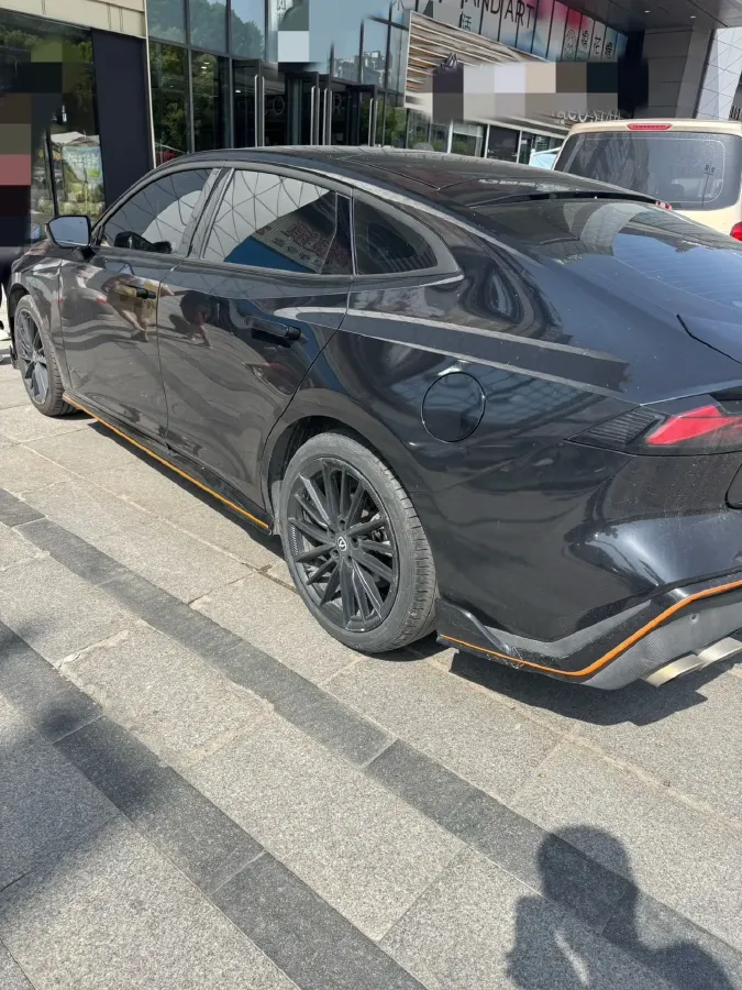 2022 ChangAn UNI-V 1.5T 188HP L4 7DCT,autocango,china used car exporter,china ev exporter,chinese used car exporter,chinese used ev exporter