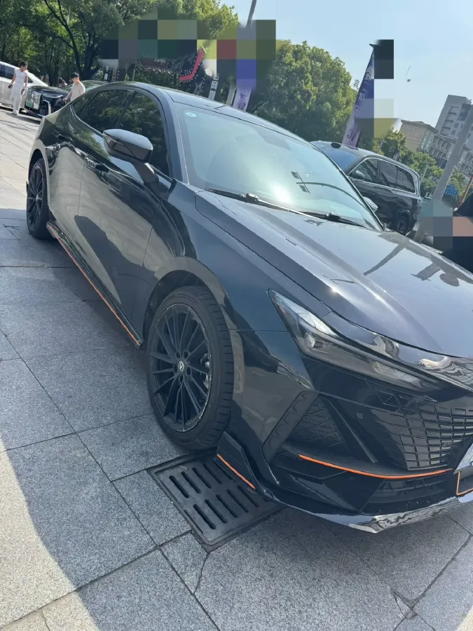 2022 ChangAn UNI-V 1.5T 188HP L4 7DCT,autocango,china used car exporter,china ev exporter,chinese used car exporter,chinese used ev exporter