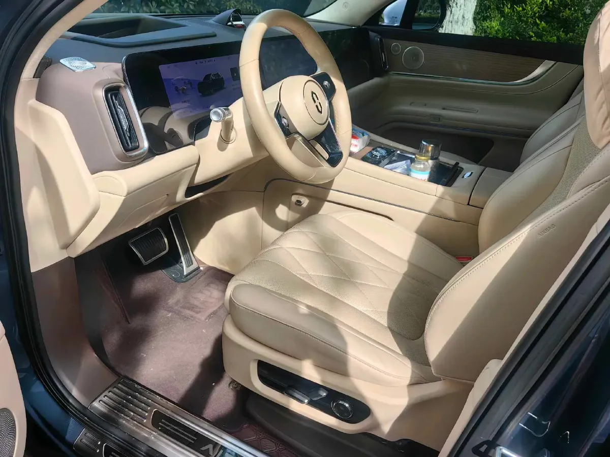 2024 HIMA AITO M9 1.5T 152HP L4 REEV 52KWH,autocango,china used car exporter,china ev exporter,chinese used car exporter,chinese used ev exporter