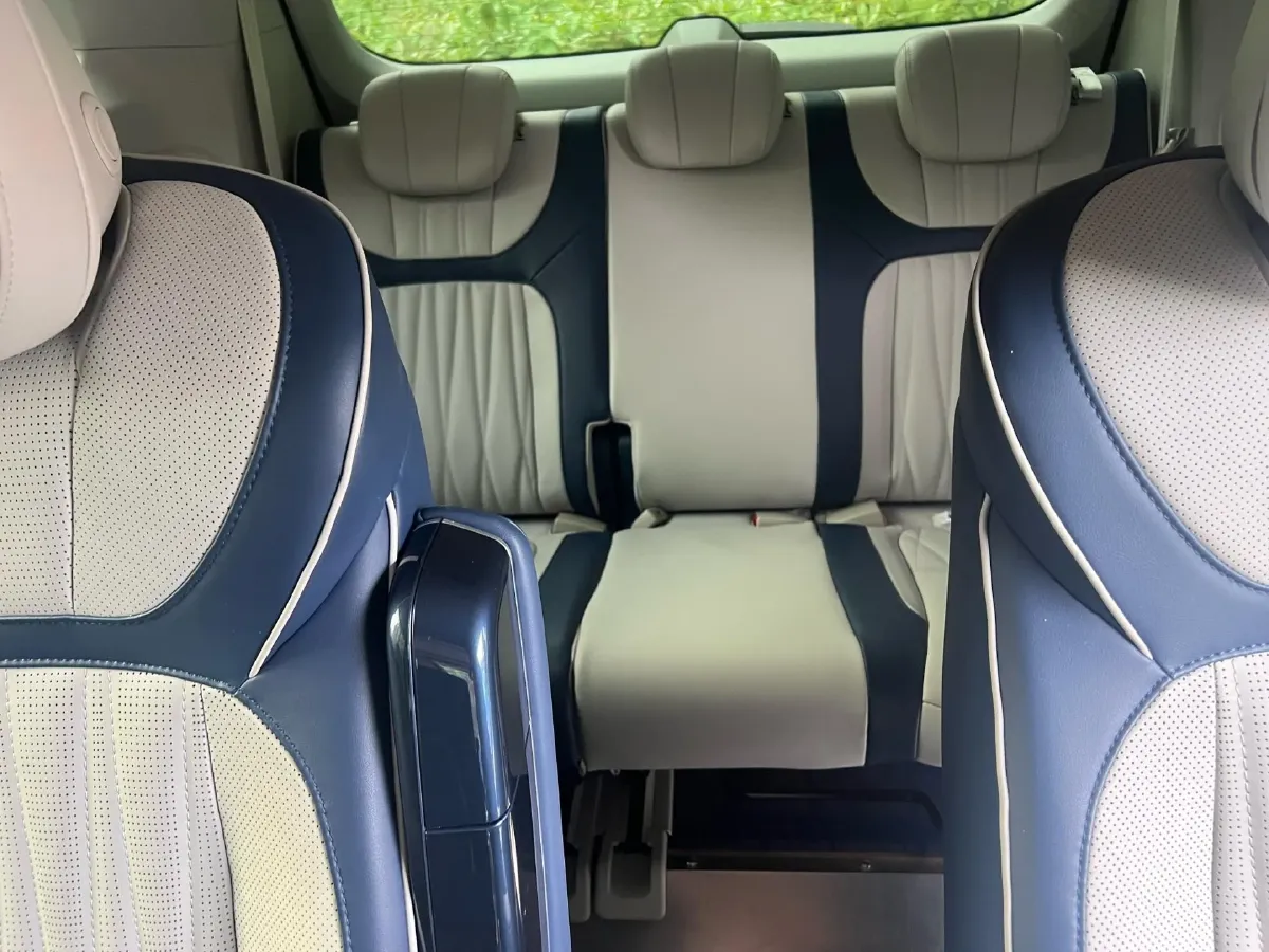 2022 Roewe iMAX8 2.0T 234HP L4 8AT,autocango,china used car exporter,china ev exporter,chinese used car exporter,chinese used ev exporter