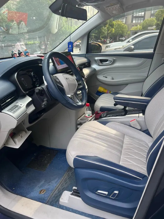 2022 Roewe iMAX8 2.0T 234HP L4 8AT,autocango,china used car exporter,china ev exporter,chinese used car exporter,chinese used ev exporter