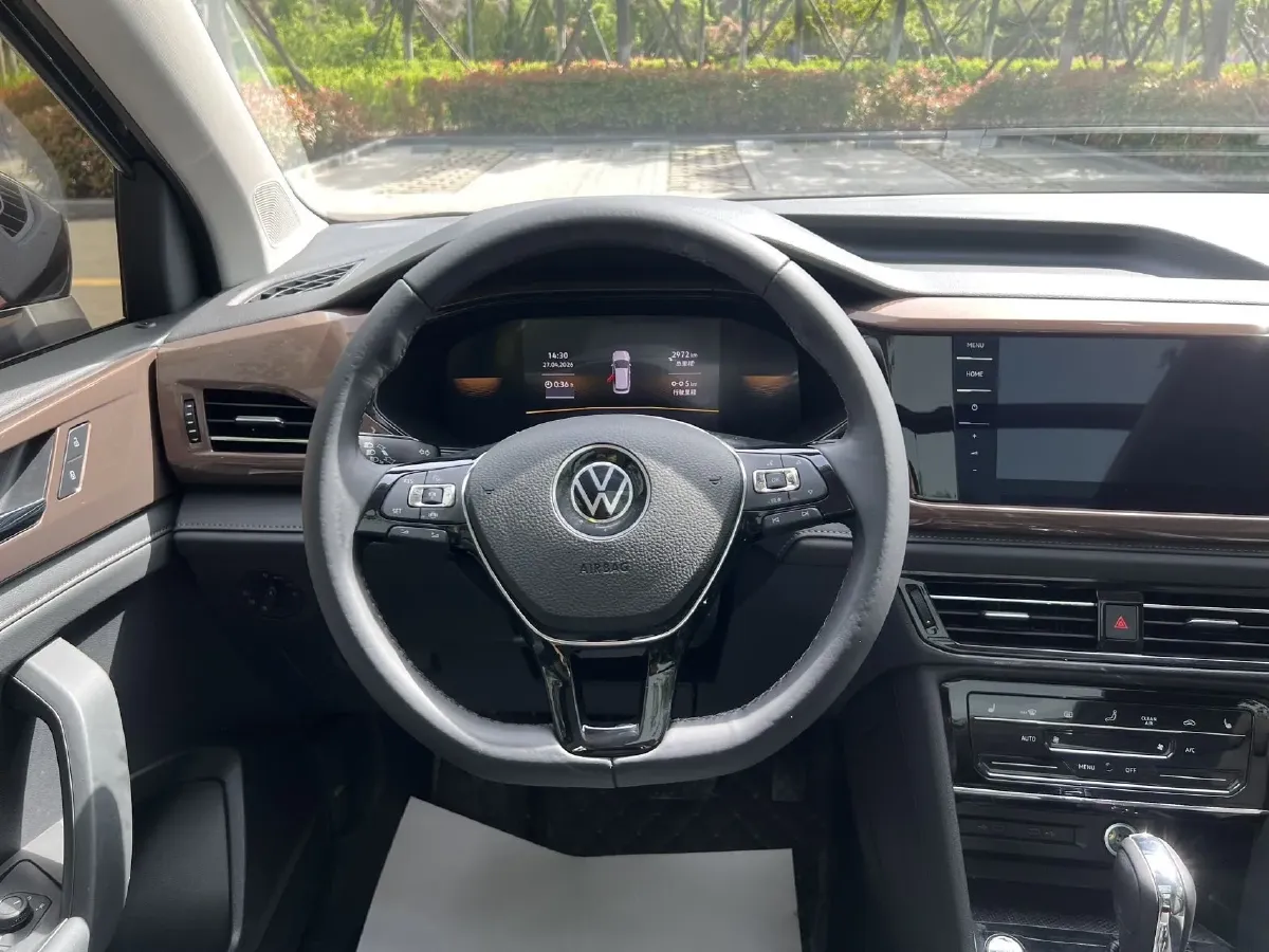 2022 Volkswagen Tharu 1.4T 150HP L4 7DCT,autocango,china used car exporter,china ev exporter,chinese used car exporter,chinese used ev exporter