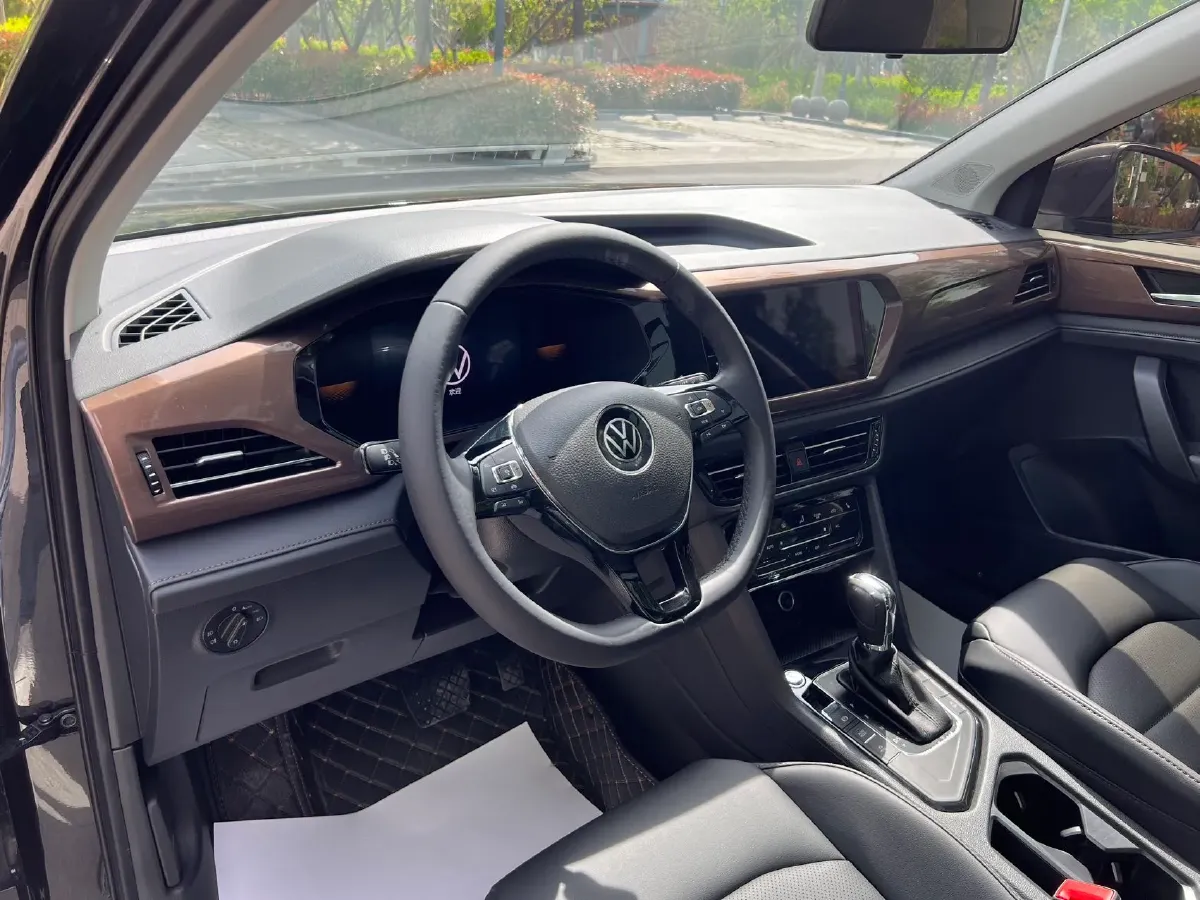 2022 Volkswagen Tharu 1.4T 150HP L4 7DCT,autocango,china used car exporter,china ev exporter,chinese used car exporter,chinese used ev exporter