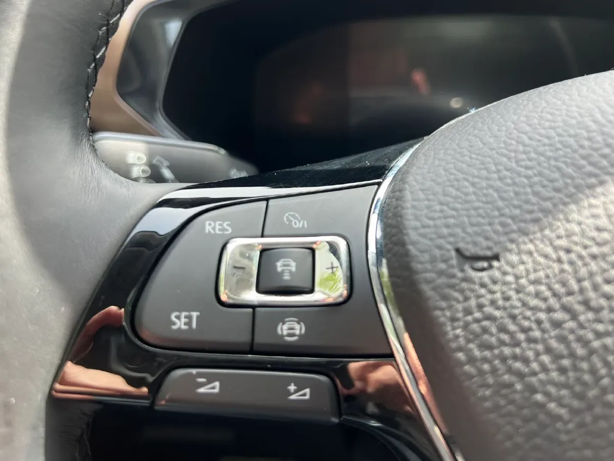 2022 Volkswagen Tharu 1.4T 150HP L4 7DCT,autocango,china used car exporter,china ev exporter,chinese used car exporter,chinese used ev exporter