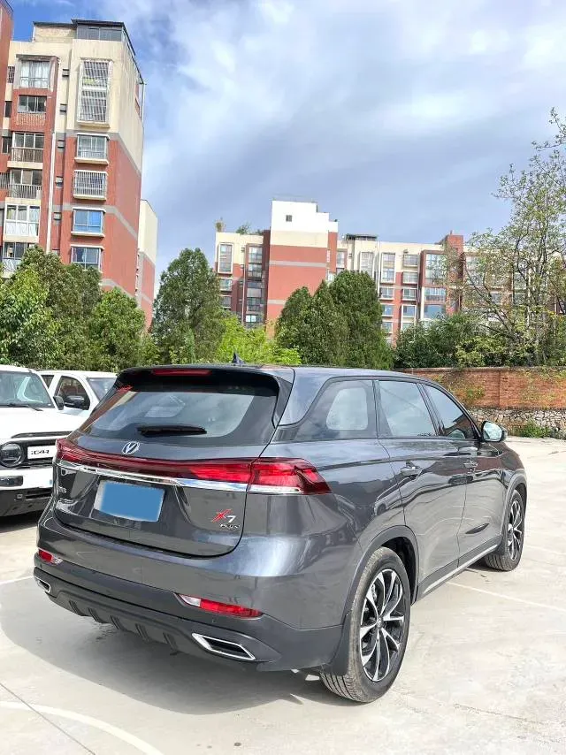 2024 ChangAn X7 PLUS 1.5T 188HP L4 7DCT,autocango,china used car exporter,china ev exporter,chinese used car exporter,chinese used ev exporter