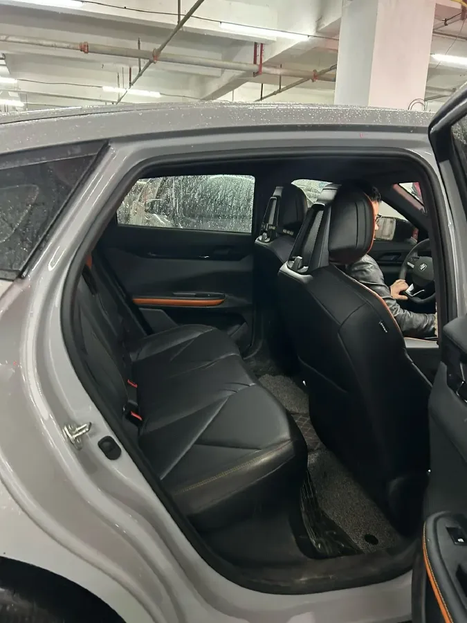 2023 ChangAn UNI-V iDD 1.5T 170HP L4 6TCT PHEV 18.4KWH,autocango,china used car exporter,china ev exporter,chinese used car exporter,chinese used ev exporter