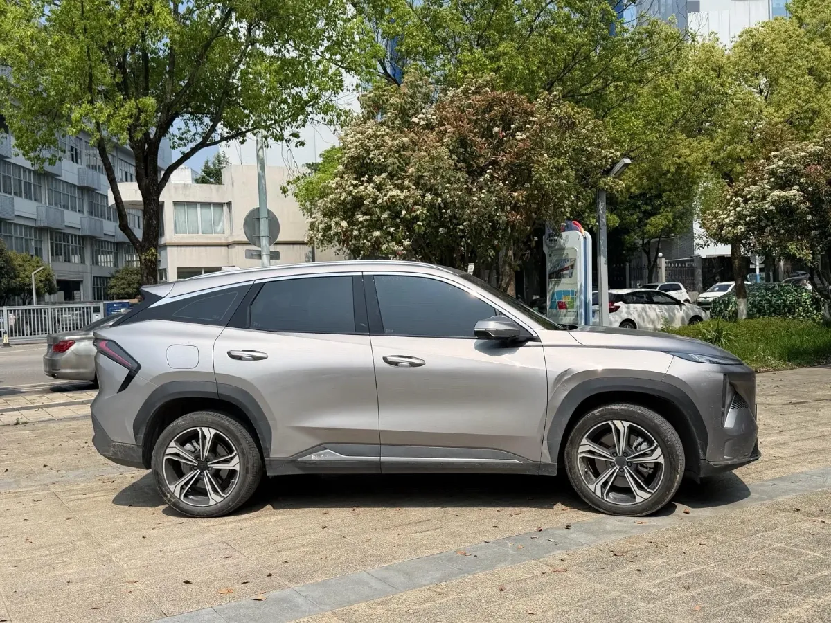 2024 Geely Galaxy L7 1.5T 163HP L4 3DHT PHEV 18.7KWH,autocango,china used car exporter,china ev exporter,chinese used car exporter,chinese used ev exporter