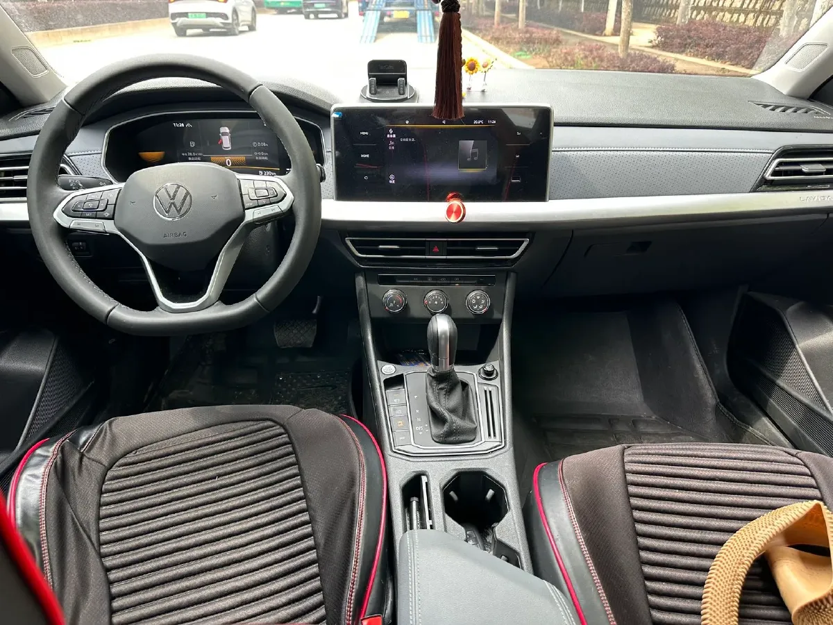 2023 Volkswagen Lavida 1.5T 160HP L4 7DCT,autocango,china used car exporter,china ev exporter,chinese used car exporter,chinese used ev exporter