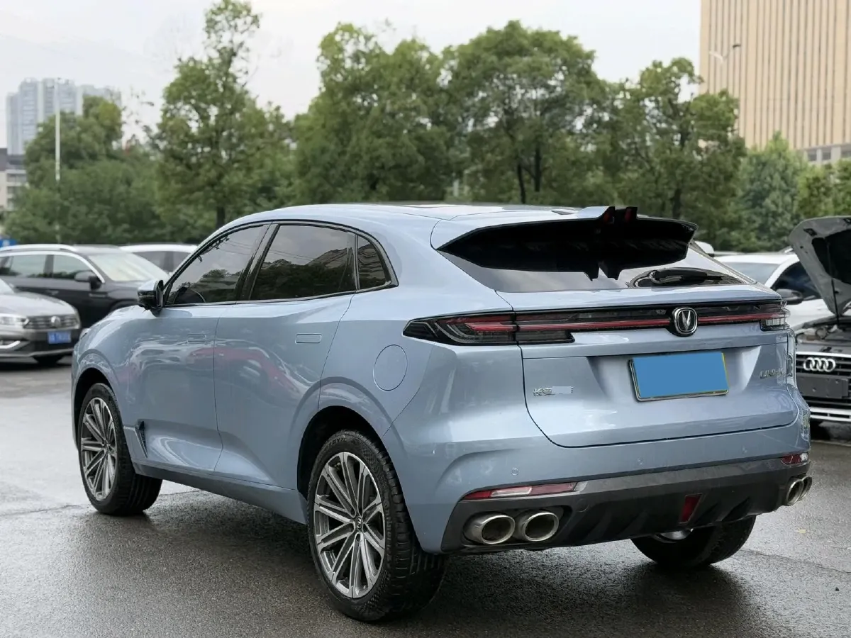 2021 ChangAn UNI-K 2.0T 233HP L4 8AT,autocango,china used car exporter,china ev exporter,chinese used car exporter,chinese used ev exporter