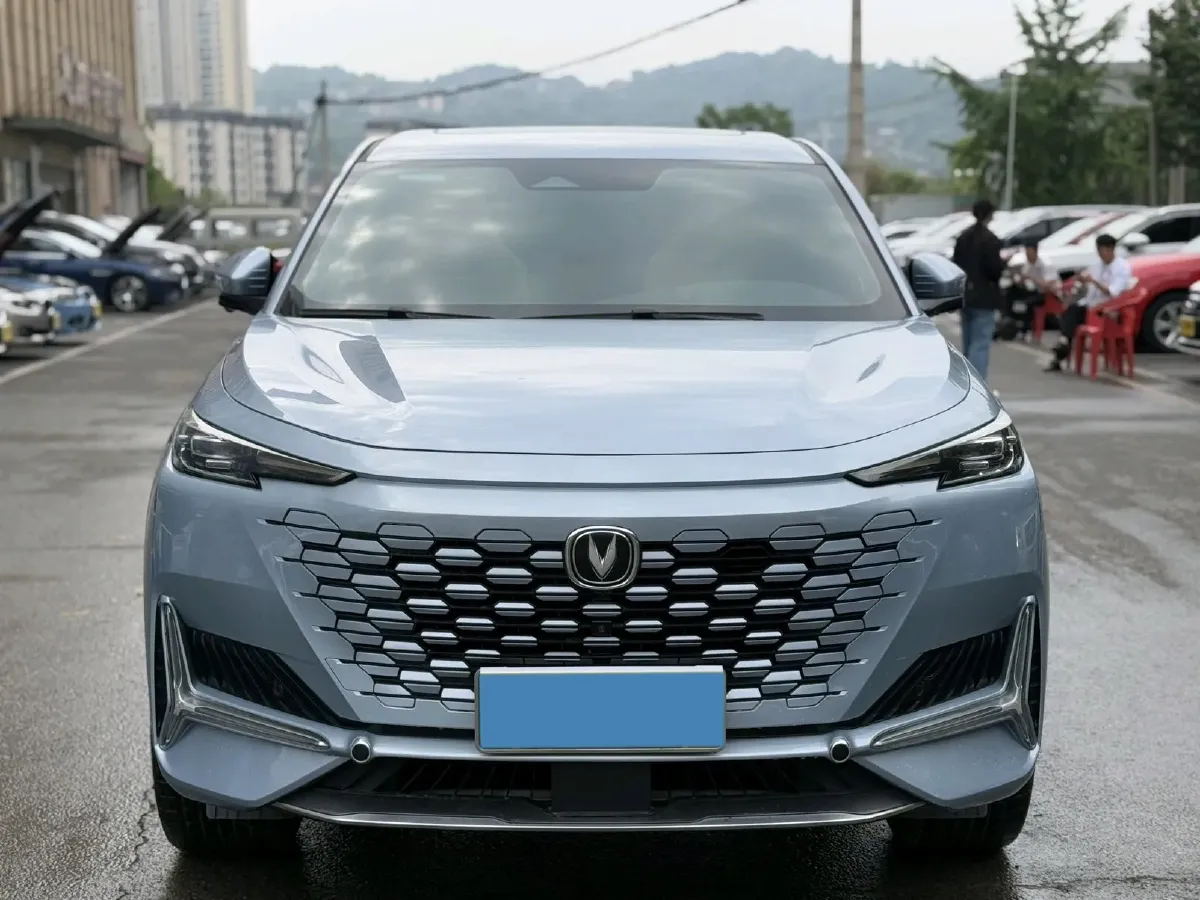 2021 ChangAn UNI-K 2.0T 233HP L4 8AT,autocango,china used car exporter,china ev exporter,chinese used car exporter,chinese used ev exporter