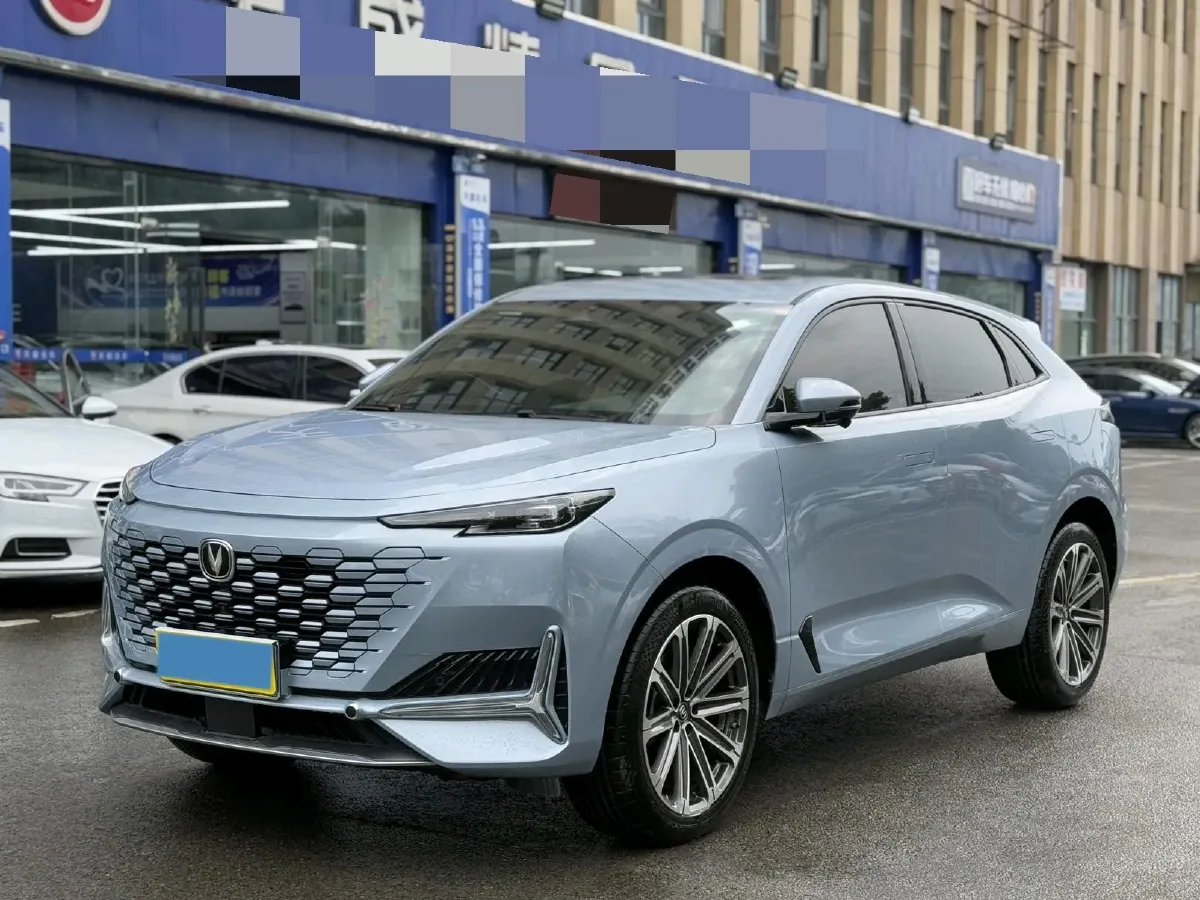 2021 ChangAn UNI-K 2.0T 233HP L4 8AT,autocango,china used car exporter,china ev exporter,chinese used car exporter,chinese used ev exporter