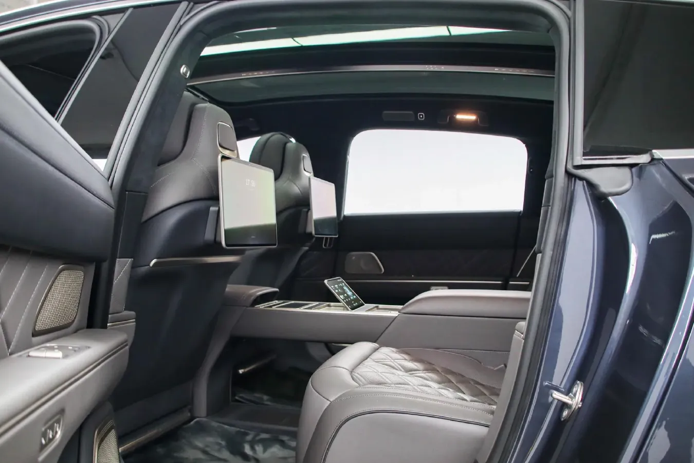 2025 NIO ET9 BEV 100KWH,autocango,china used car exporter,china ev exporter,chinese used car exporter,chinese used ev exporter