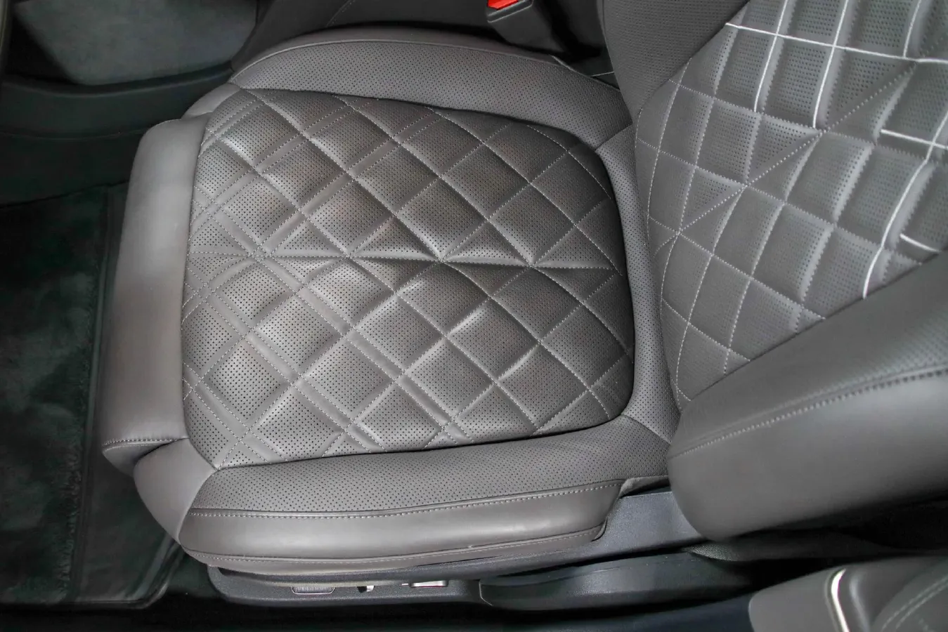 2025 NIO ET9 BEV 100KWH,autocango,china used car exporter,china ev exporter,chinese used car exporter,chinese used ev exporter