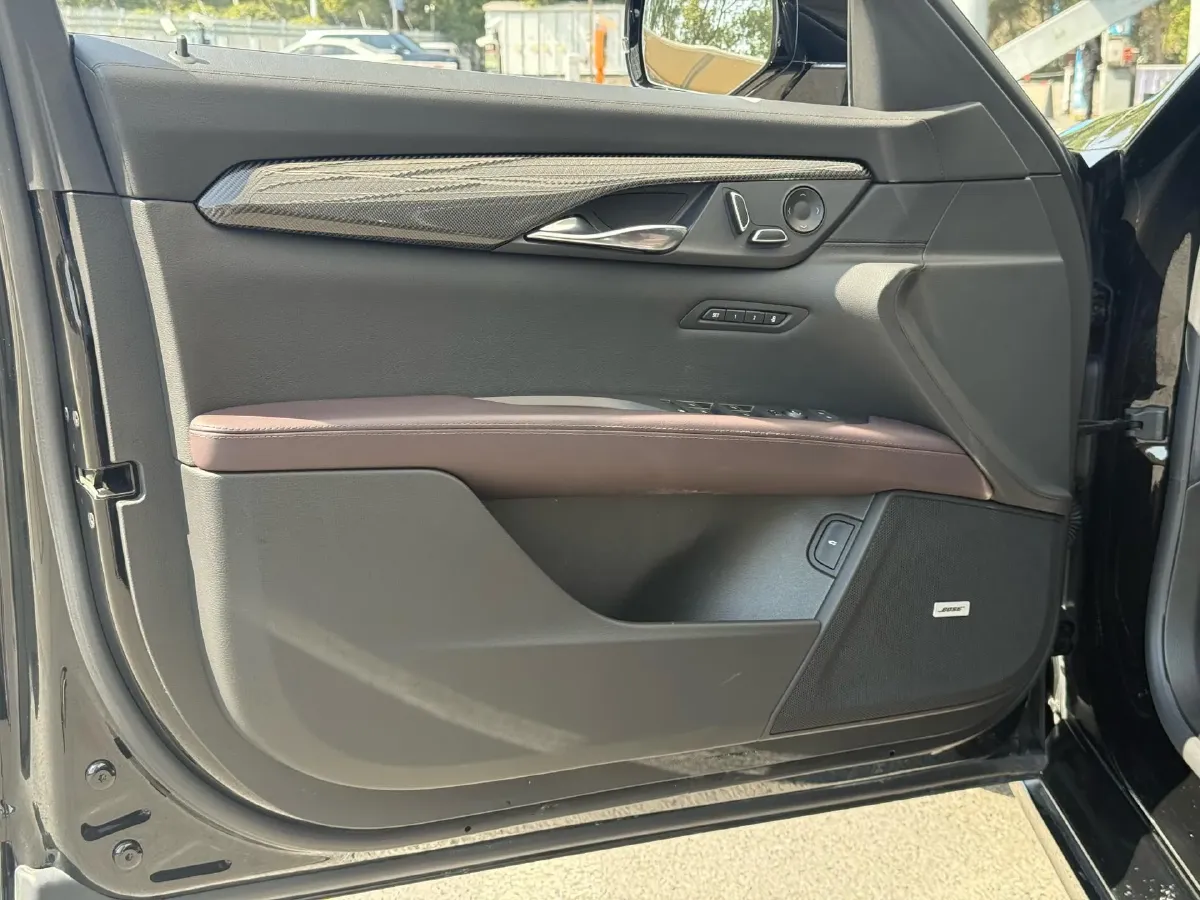 2022 Cadillac CT6 2.0T 237HP L4 10AT,autocango,china used car exporter,china ev exporter,chinese used car exporter,chinese used ev exporter