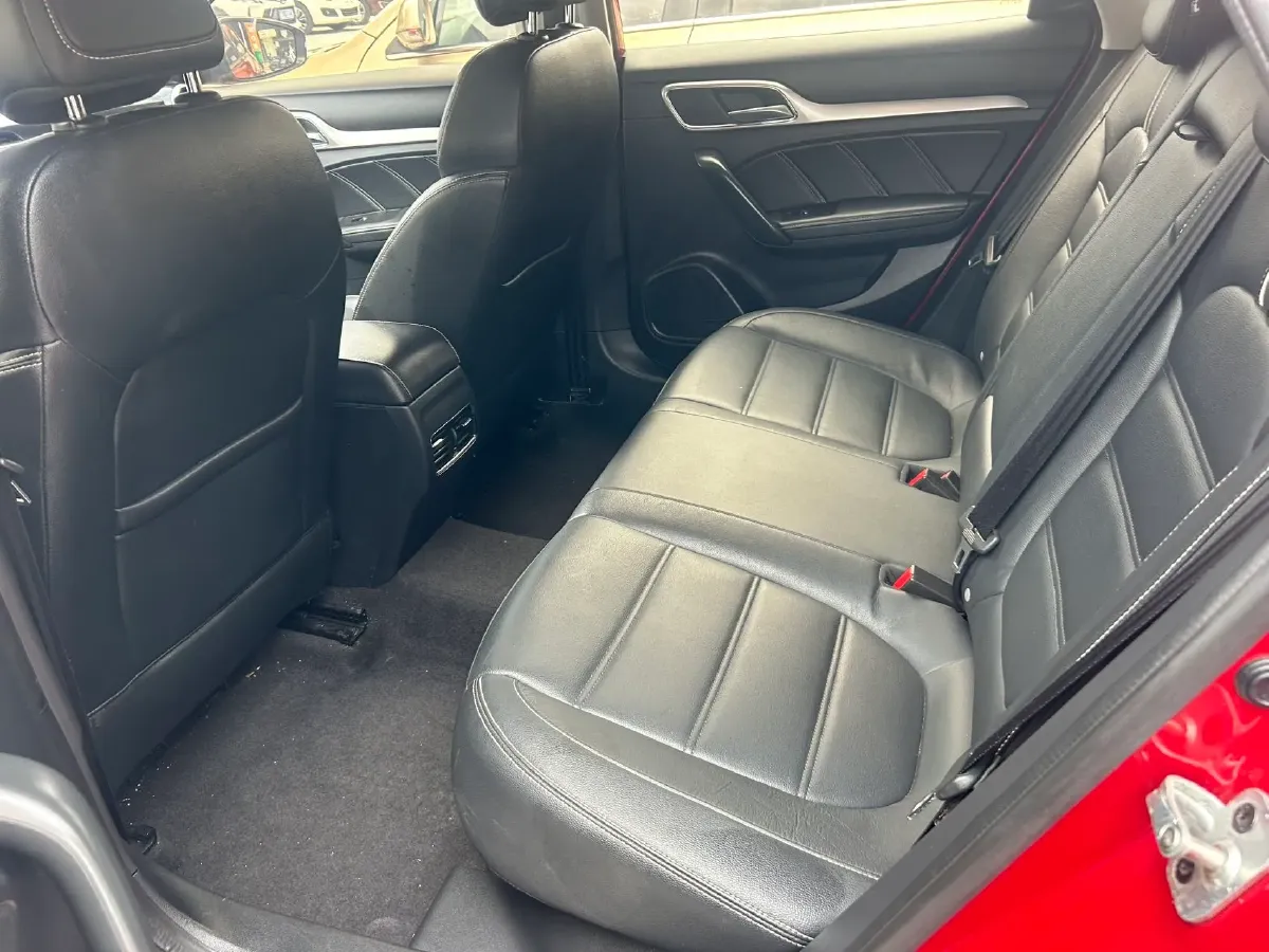 2017 MG MG6 1.5T 169HP L4 6MT,autocango,china used car exporter,china ev exporter,chinese used car exporter,chinese used ev exporter