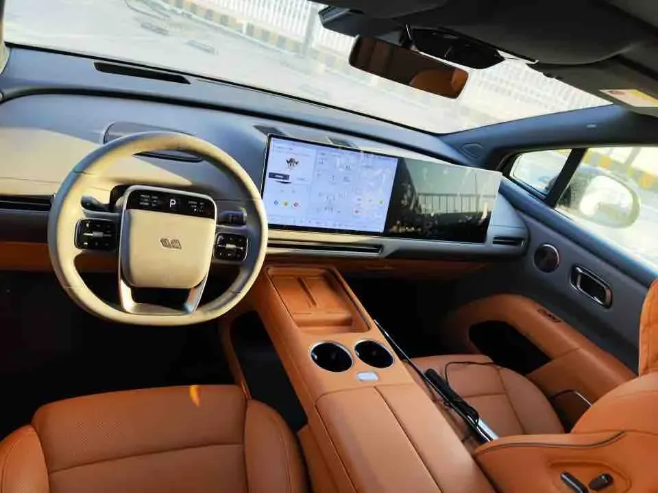 2025 Li i8 BEV,autocango,china used car exporter,china ev exporter,chinese used car exporter,chinese used ev exporter